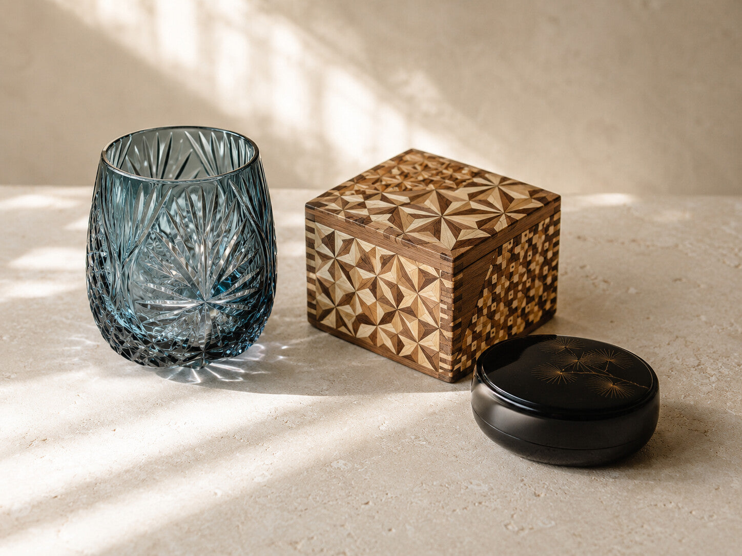 Hanashyo Edo Kiriko Vase – Kagome Pattern